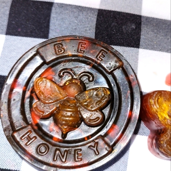 Honey 🍯 Bee 🐝 Bundle Unisex Vegan Glycerin Soap 🧼 - Picture 14 of 14